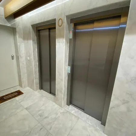 Lux Terrace *