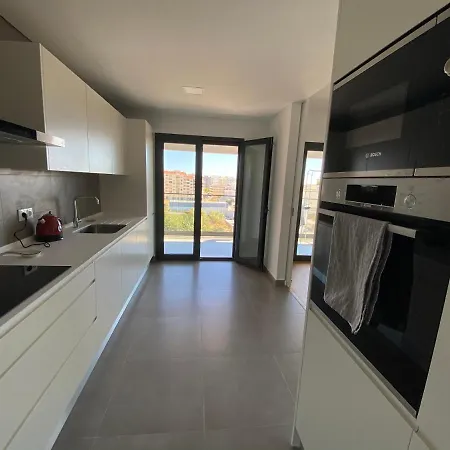 Lux Terrace Ξενοδοχείο *